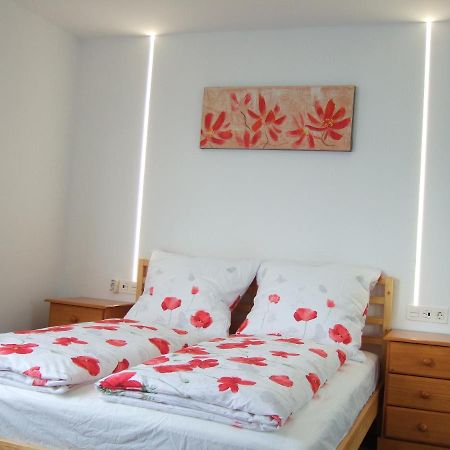 Room With Private Bathroom And Sea View, 50 M Del Mar Radazul Esterno foto