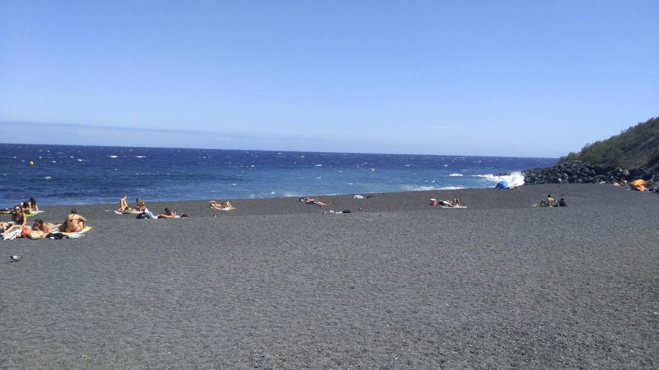 Room With Private Bathroom And Sea View, 50 M Del Mar Radazul Esterno foto